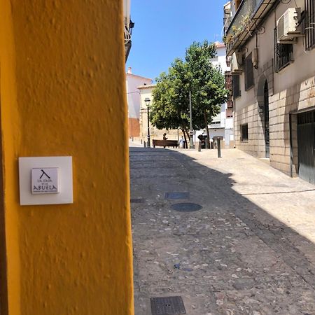 La Casa De La Abuela Lägenhet Jaén Exteriör bild